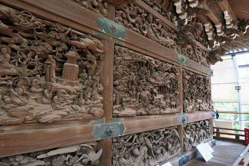 釈迦堂の彫刻