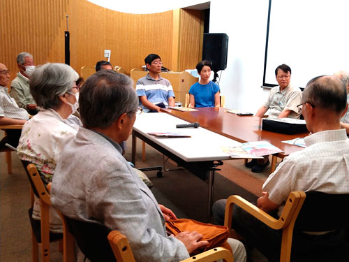 藪野先生を囲んで懇談(2)